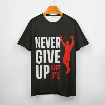 NEVER GIVE UP — Мъжка Мотивационна Спортна Тениска (Iron Spirit Black)