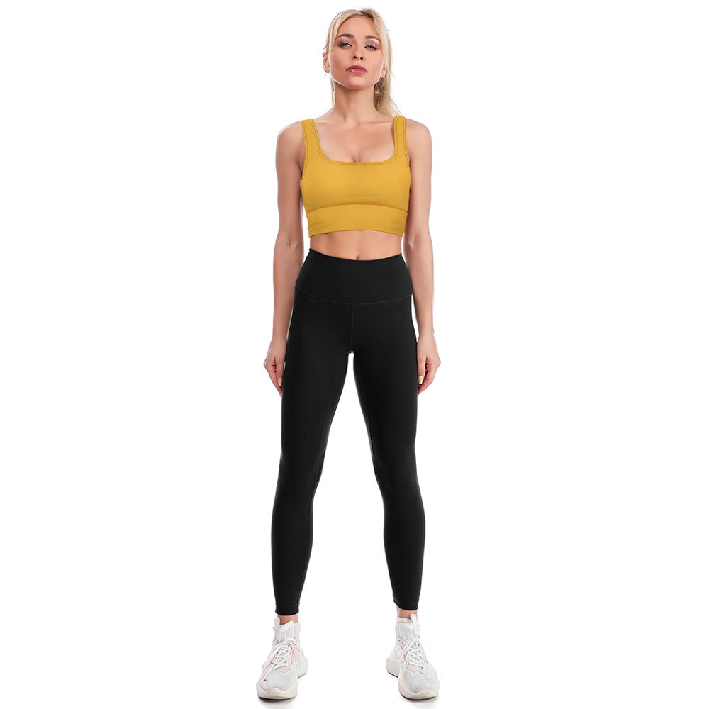 Premium sports top – Lightness, support and a perfect silhouette